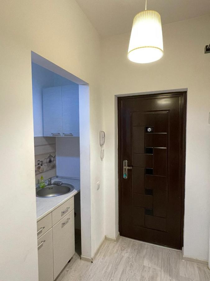Centru Charming New Apartament Piata Universitate Apartman Bukarest Kültér fotó